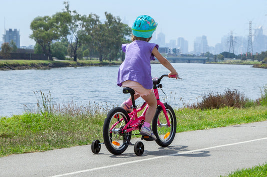 Training Wheels to Two Wheelers: Tips for transitioning your child to a Big Kid Bike