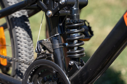 Exploring Different Types of Mountain Bikes: Hardtail vs. Full Suspension